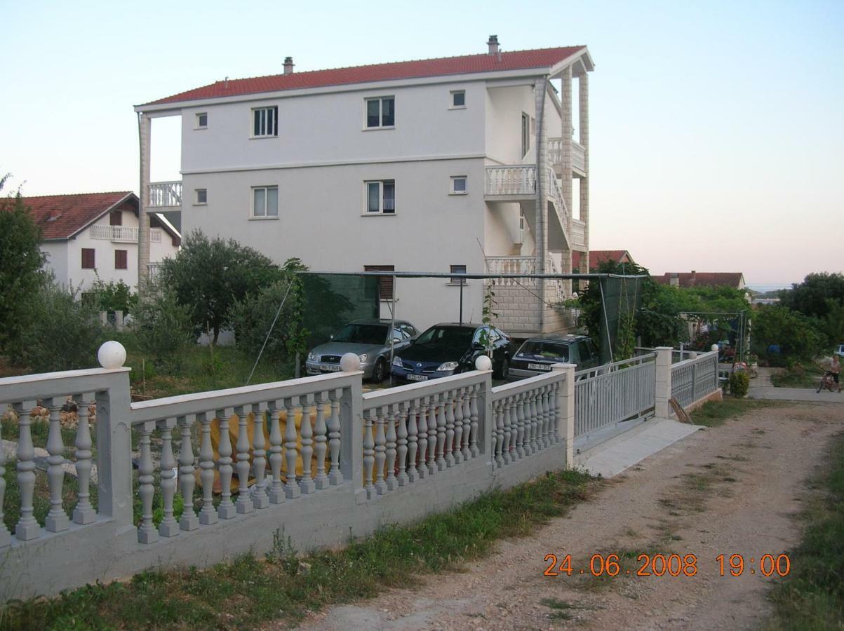 Apartments Dodik オレビック エクステリア 写真